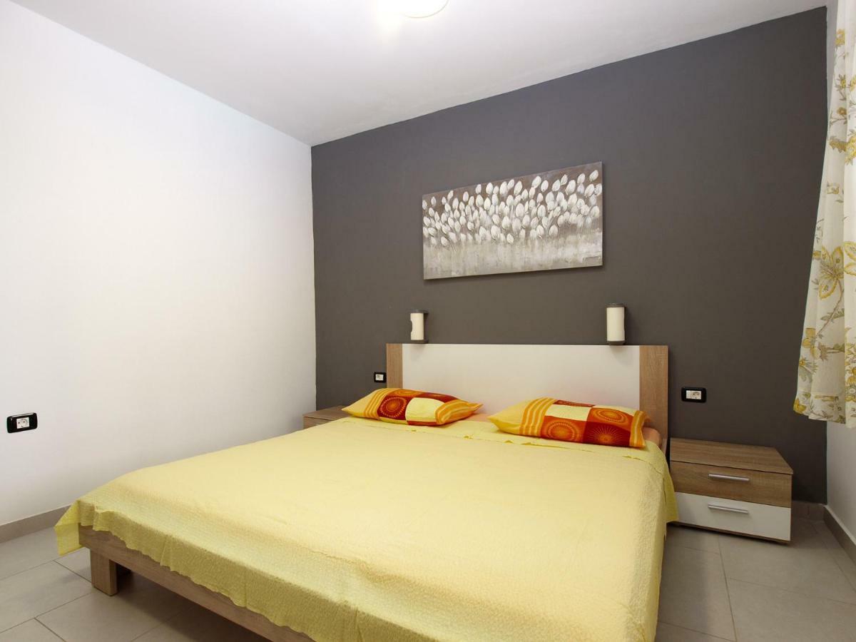 House Puntizela 747 Villa Pula Dış mekan fotoğraf